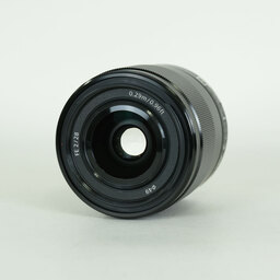 SONY FE 28mm F2 SEL28F20