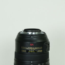 Nikon AF-S VR Zoom-Nikkor 70-300mm F4.5-5.6G IF-ED