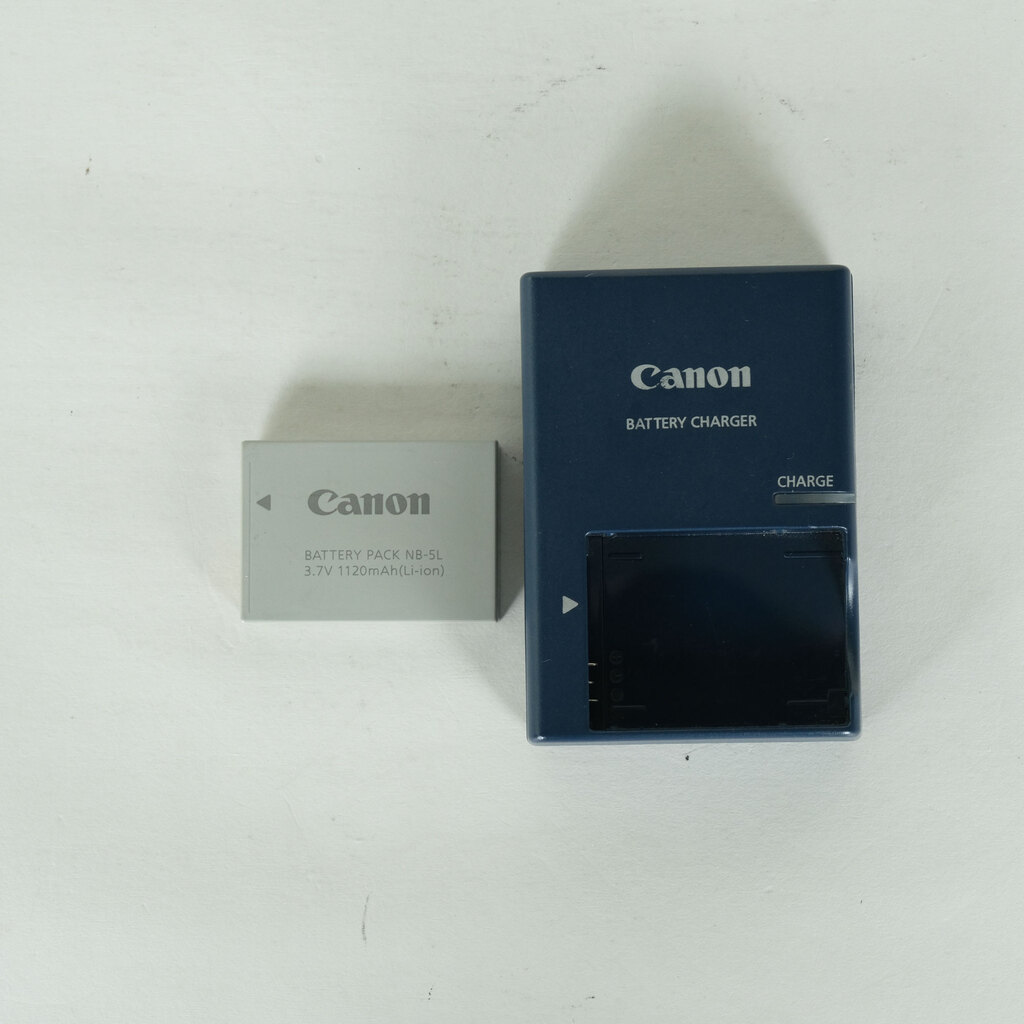 Canon IXY DIGITAL 910IS シルバーの出品 | ONE SCENE（ワンシーン）