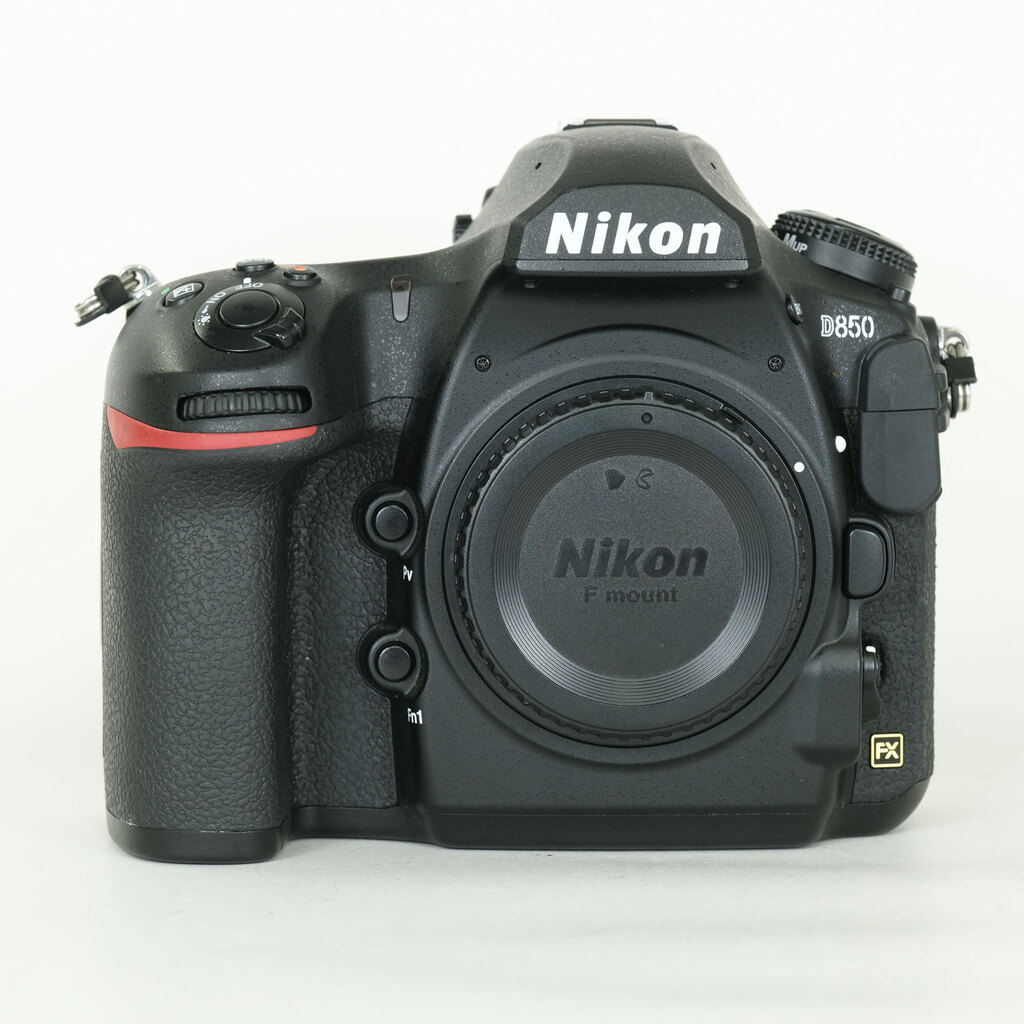 Nikon D850