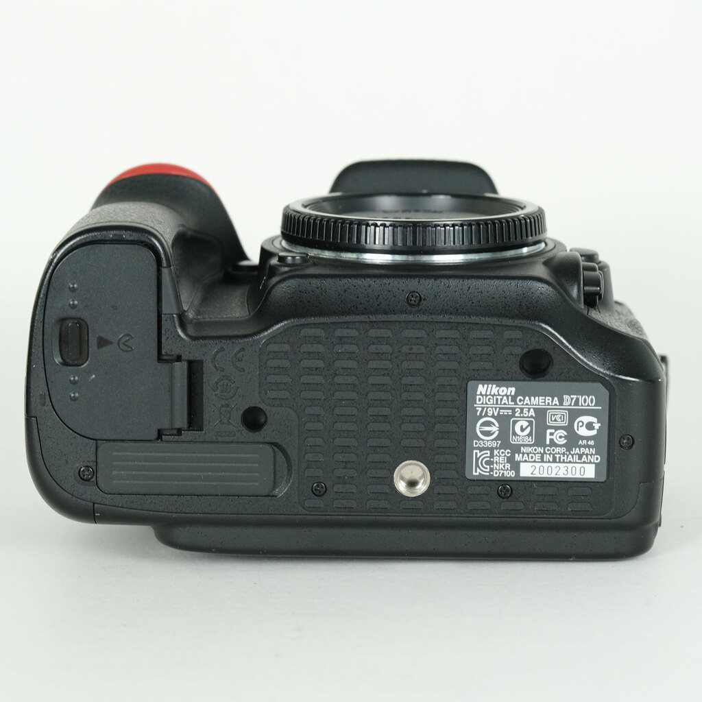 Nikon D7100