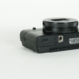 SONY Cyber-shot DSC-RX100M6