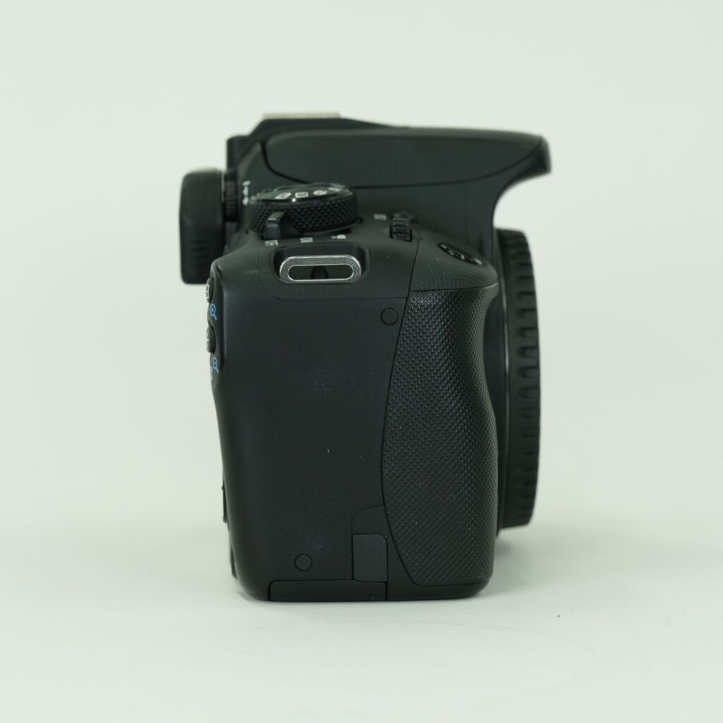 Canon EOS Kiss X7 Canon EOS Kiss X7