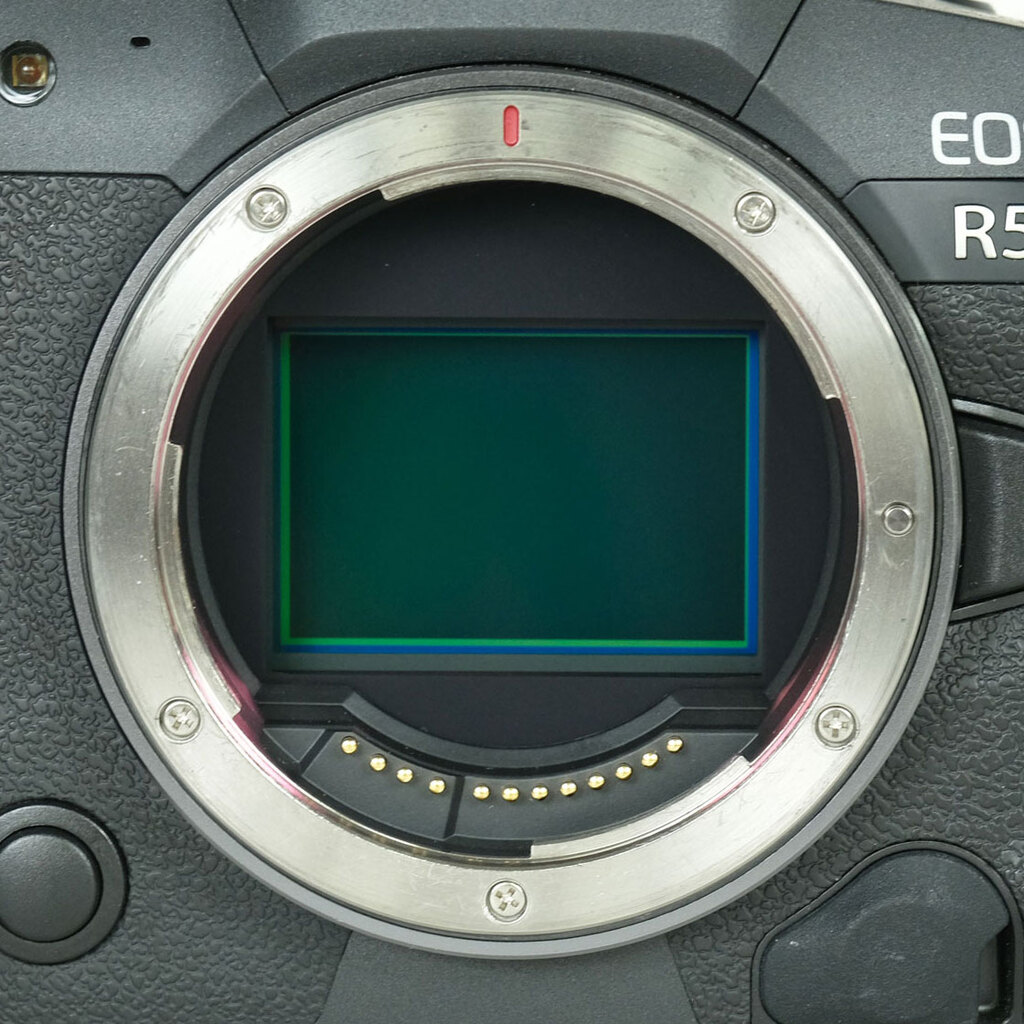Canon EOS R5 Canon EOS R5