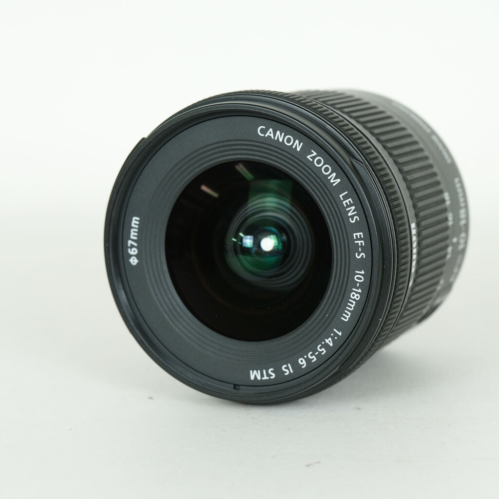 Canon EF-S10-18mm F4.5-5.6 IS STM