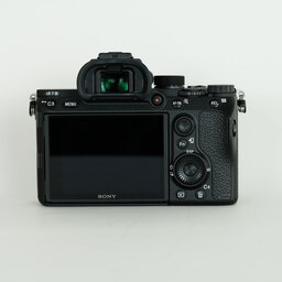 SONY α7 III(ILCE-7M3) SONY α7 III(ILCE-7M3)