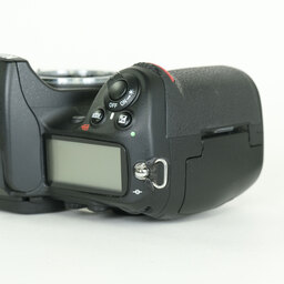 Nikon D300 ボディ
