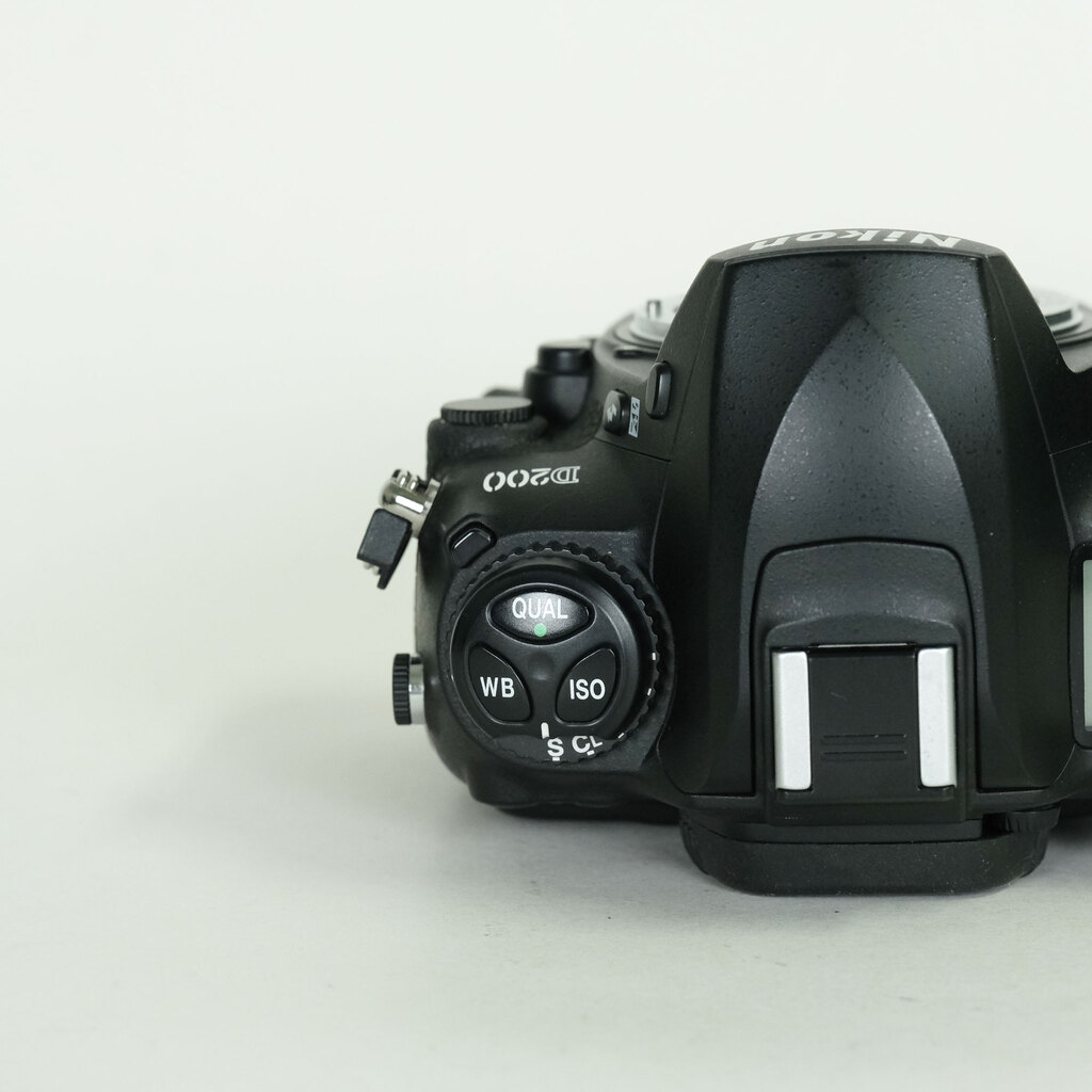Nikon D200 ボディ