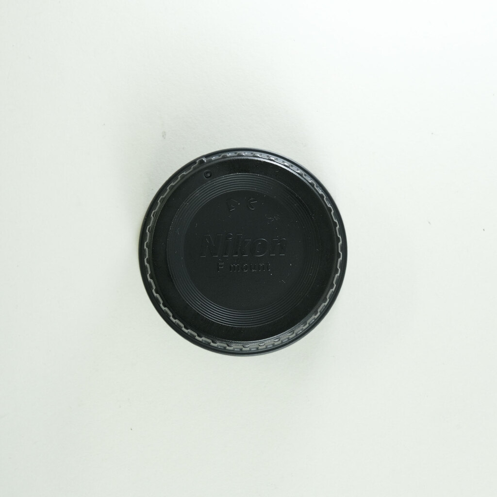 Nikon AF-S DX NIKKOR 18-200mm F3.5-5.6G ED VR II