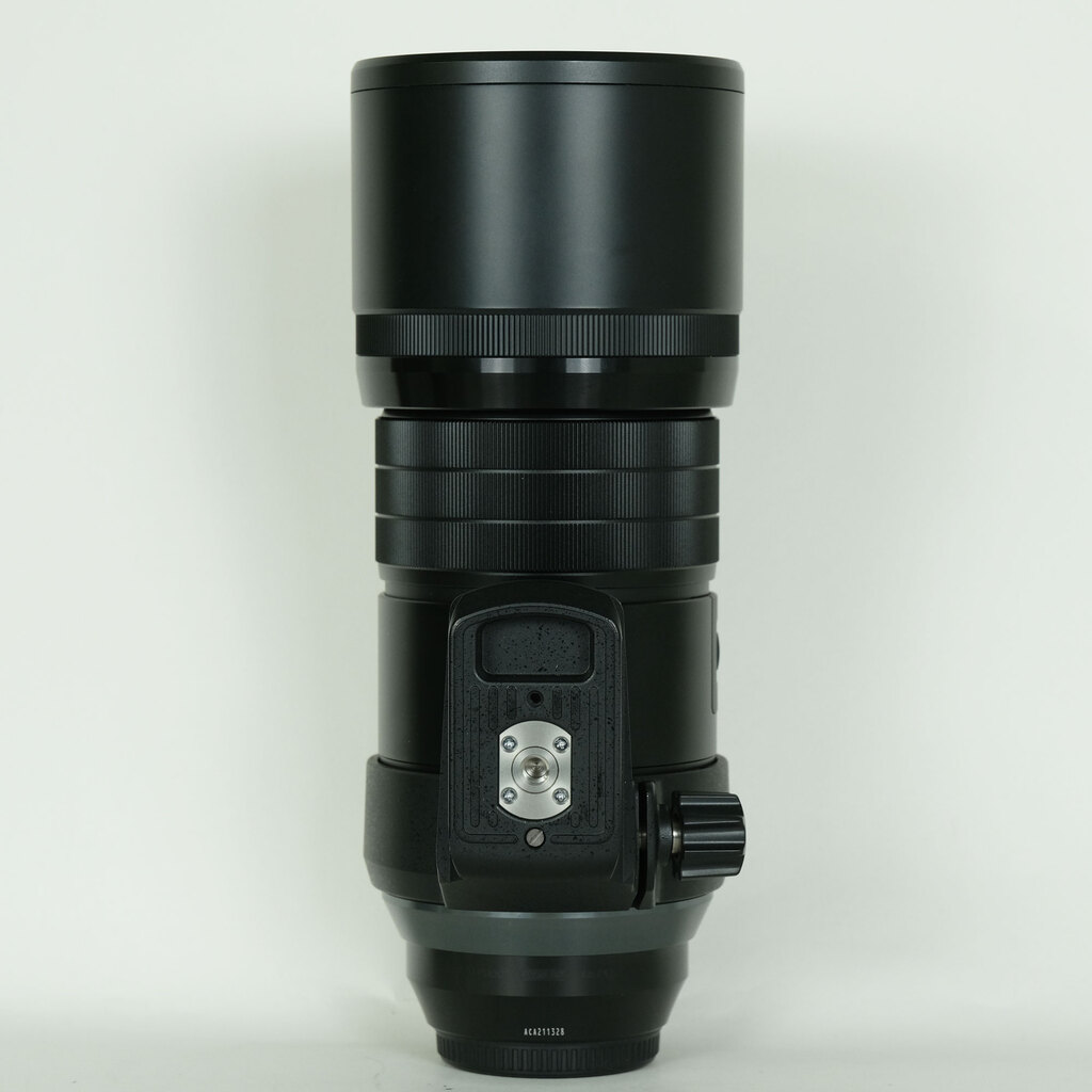 OLYMPUS M.ZUIKO DIGITAL ED 300mm F4.0 IS PRO OLYMPUS M.ZUIKO DIGITAL ED 300mm F4.0 IS PRO