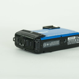 Nikon COOLPIX AW130 ブルー