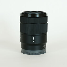 SONY E 18-135mm F3.5-5.6 OSS SEL18135