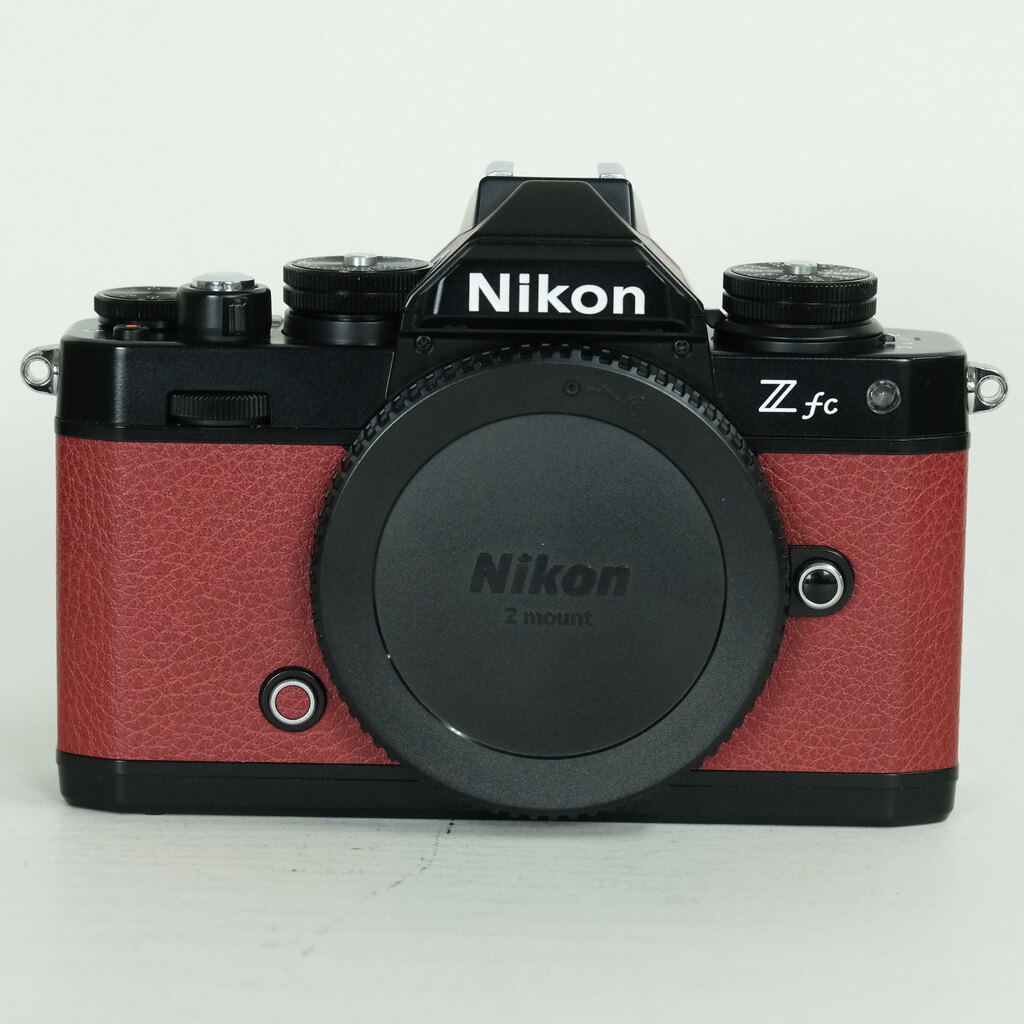 Nikon Z fc ボディ ブラック プレミアムエクステリア張替済み Nikon Z fc ボディ ブラック プレミアムエクステリア張替済み