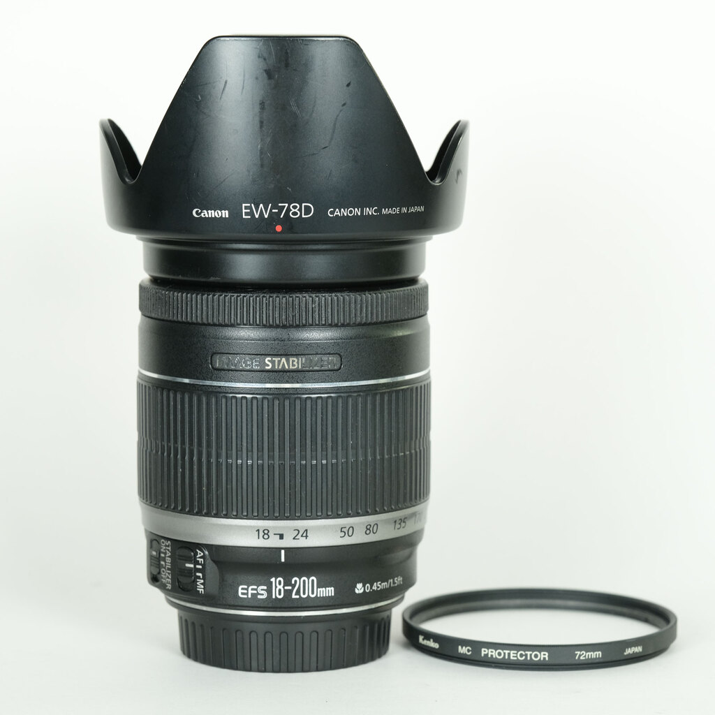 Canon EF-S18-200mm F3.5-5.6 IS