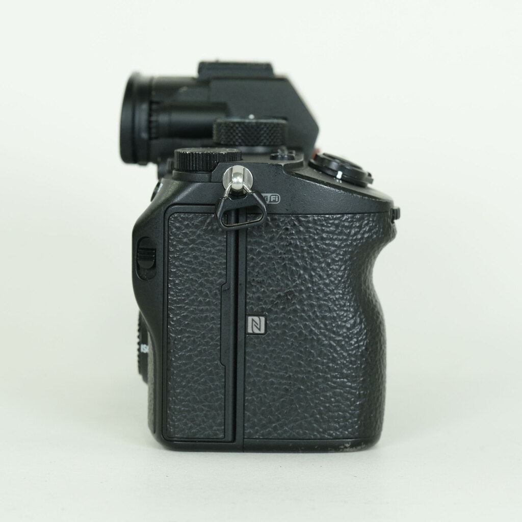 SONY α7 III（ILCE-7M3）