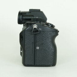 SONY α7 III（ILCE-7M3）