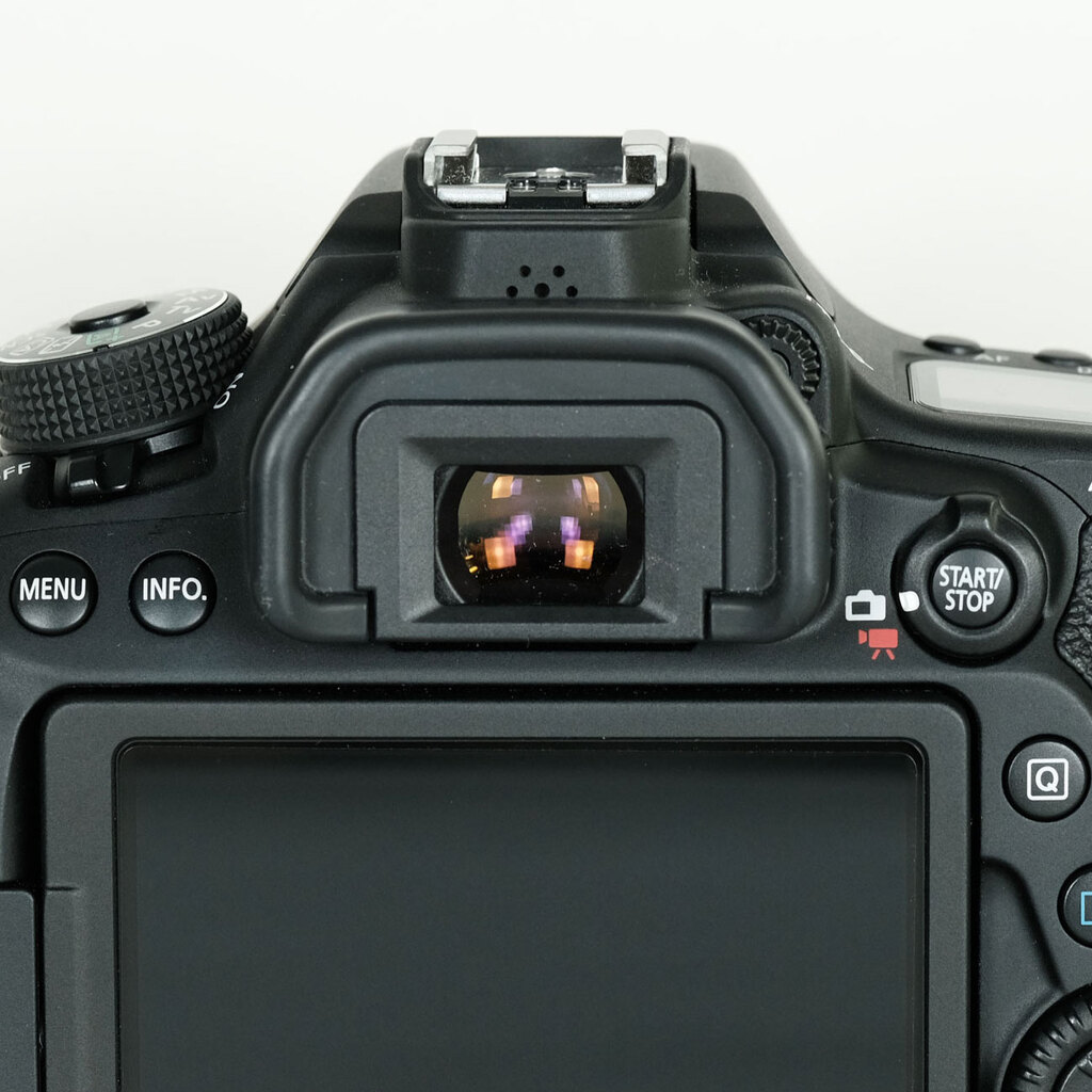 Canon EOS 80Dの出品 | ONE SCENE（ワンシーン）