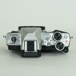 OLYMPUS OM-D E-M10 Mark II