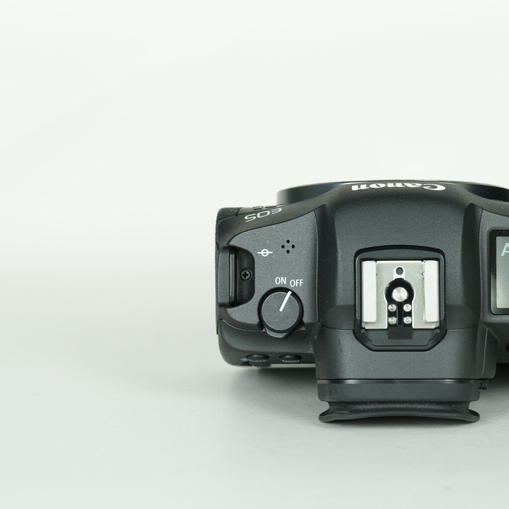 Canon EOS R5 Canon EOS R5