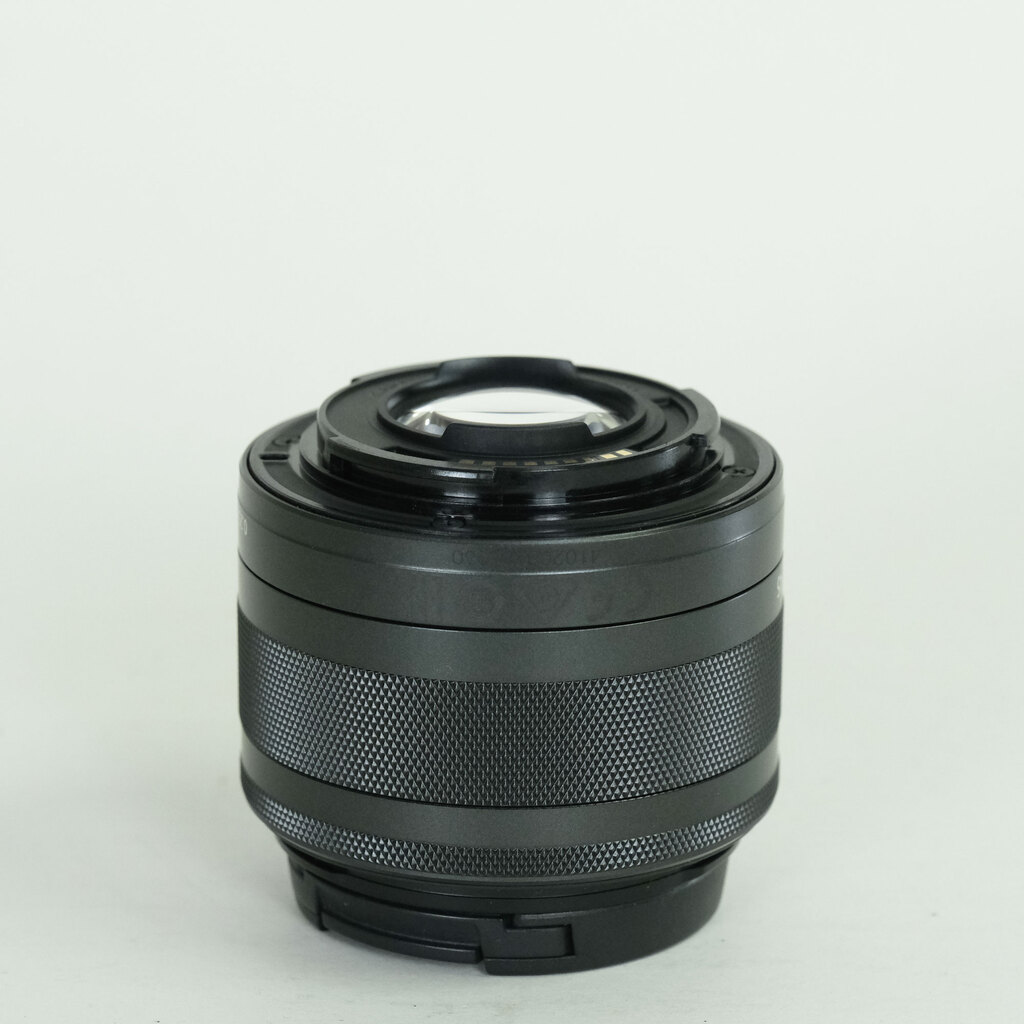 Canon EF-M15-45mm F3.5-6.3 IS STM