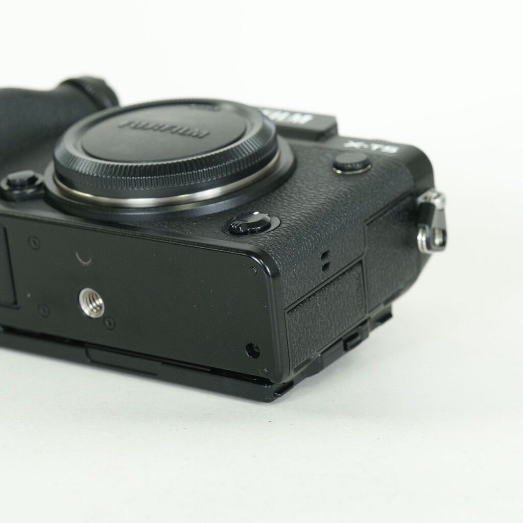 FUJIFILM X-T5 FUJIFILM X-T5