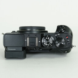 Panasonic LUMIX DMC-GX8 ボディ ブラック