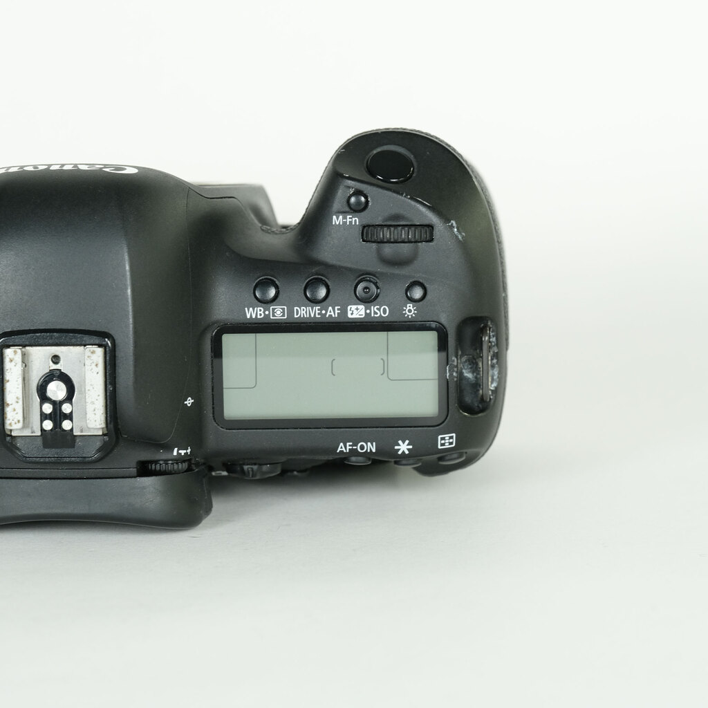 Canon EOS 5D Mark IV Canon EOS 5D Mark IV