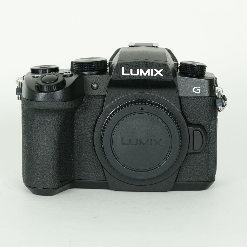 Panasonic LUMIX DC-G99D ボディ ブラックの出品 | ONE SCENE（ワン