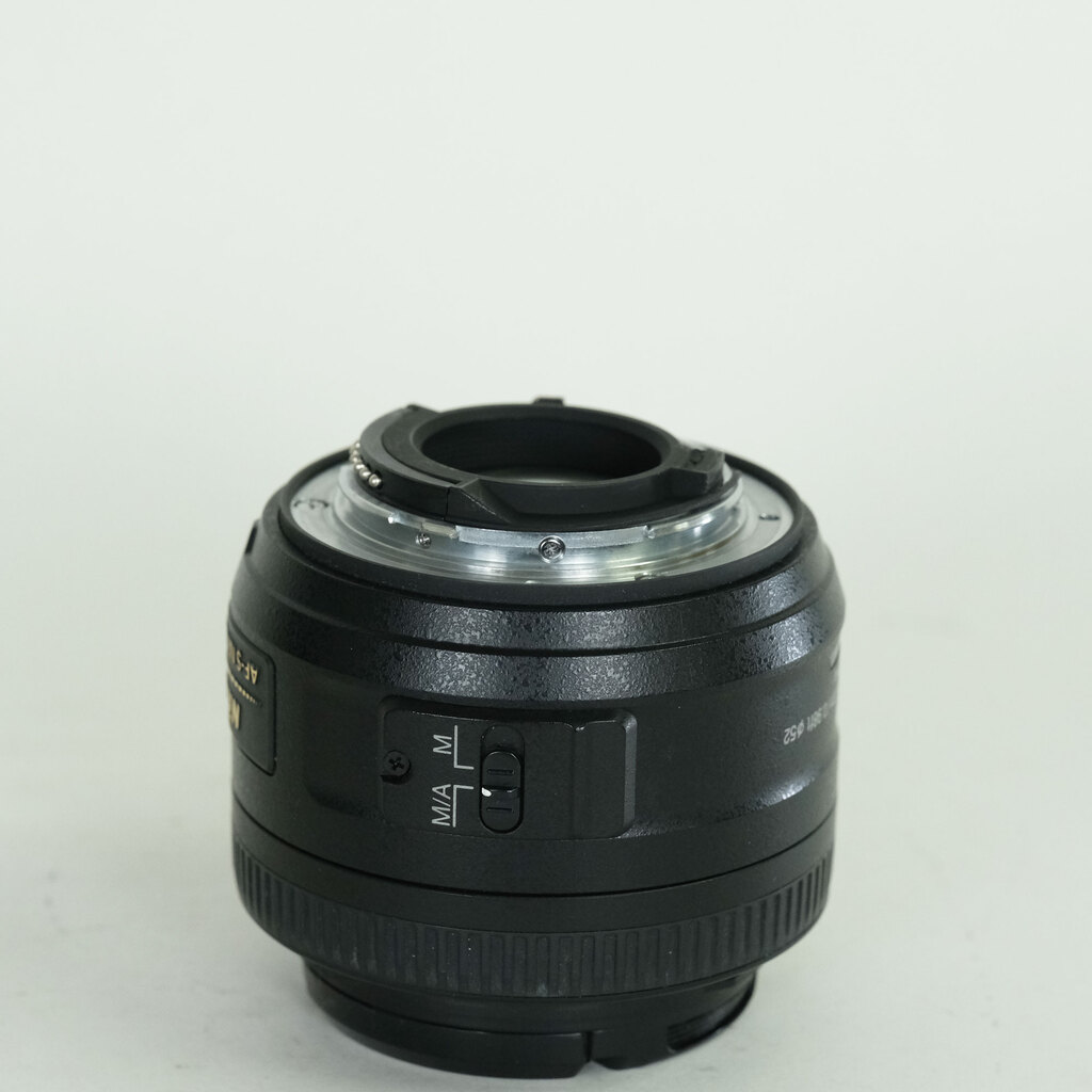 Nikon AF-S DX NIKKOR 35mm f/1.8G