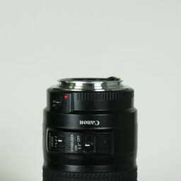 Canon EF70-300mm F4-5.6 IS USM
