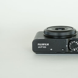 FUJIFILM XF10 ブラック