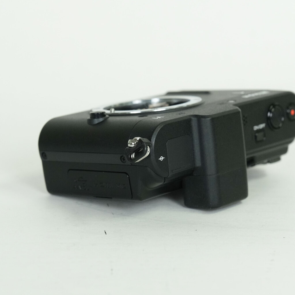 Nikon Nikon1 V1 ボディ ブラック