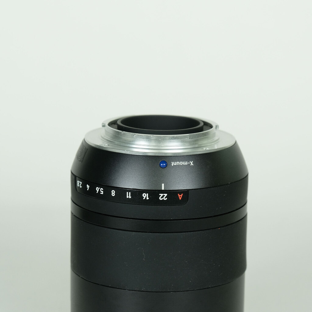 Carl Zeiss Touit 2.8/50M [フジフイルムX用]