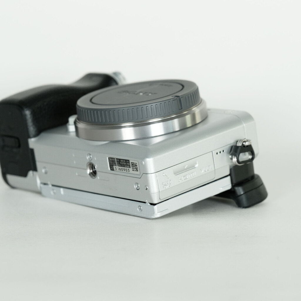 SONY α6400（ILCE-6400）