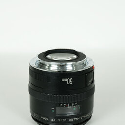 Canon EF50mm F2.5 コンパクトマクロ