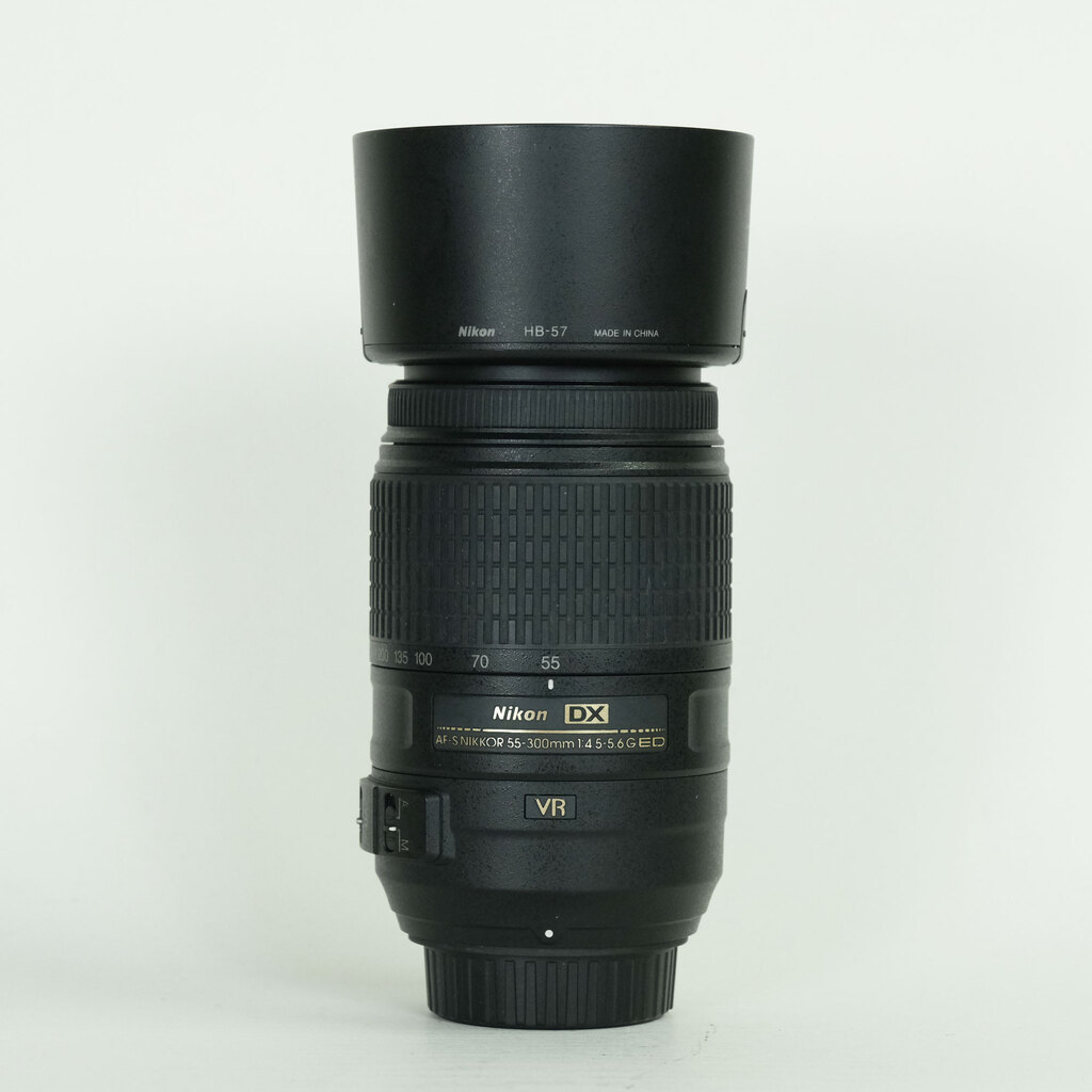 Nikon AF-S DX NIKKOR 55-300mm F4.5-5.6G ED VR Nikon AF-S DX NIKKOR 55-300mm F4.5-5.6G ED VR