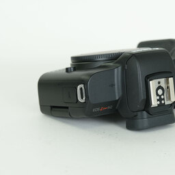 Canon EOS Kiss M2
