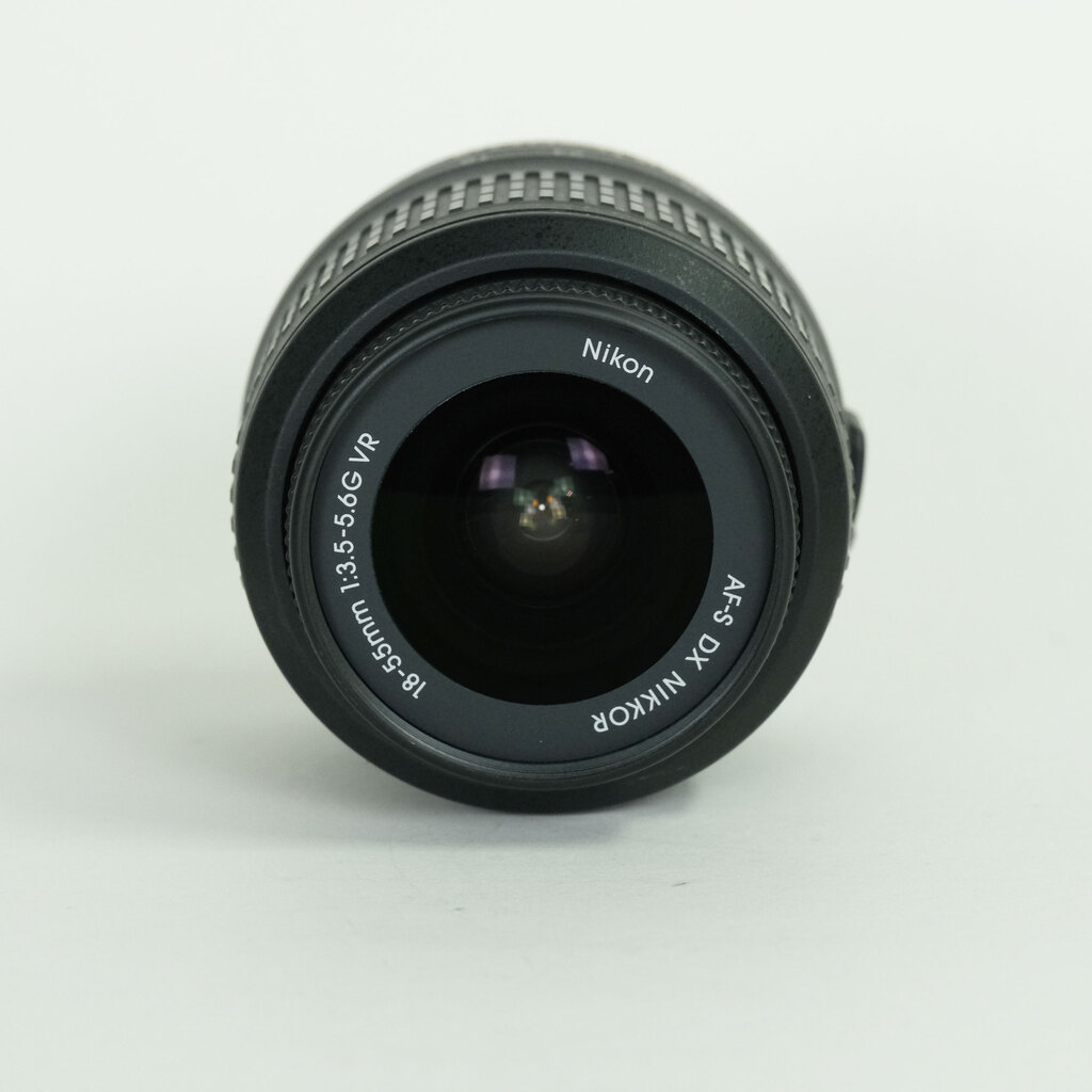 Nikon AF-S DX NIKKOR 18-55mm F3.5-5.6 G VR