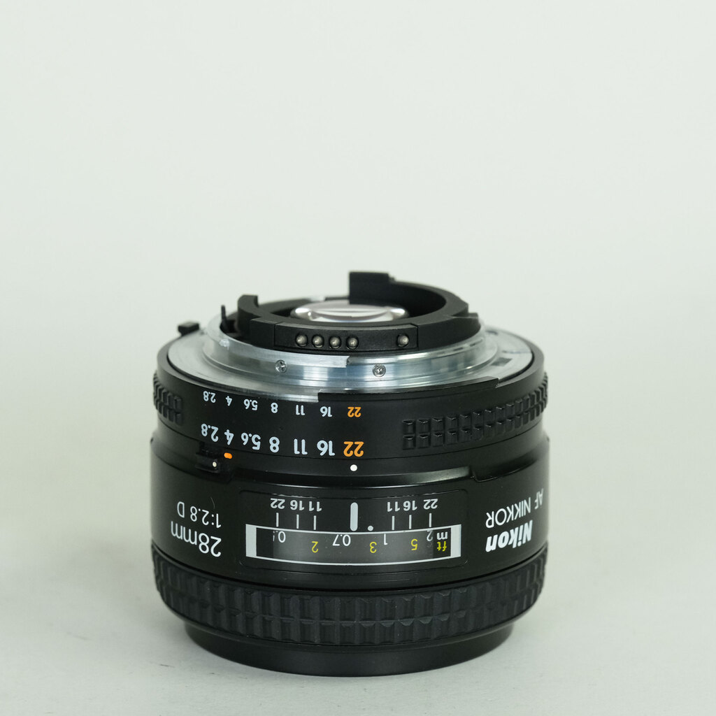 Nikon Ai AF Nikkor 28mm F2.8D