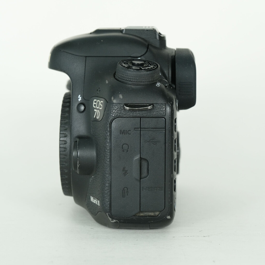 Canon EOS 7D Mark II