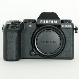 FUJIFILM X-S20