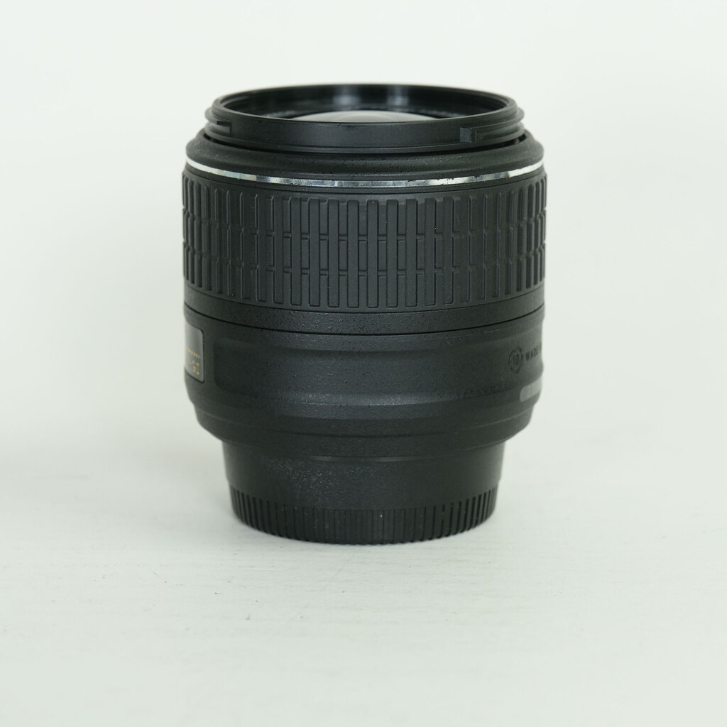 Nikon AF-S DX NIKKOR 18-55mm f3.5-5.6G VR II