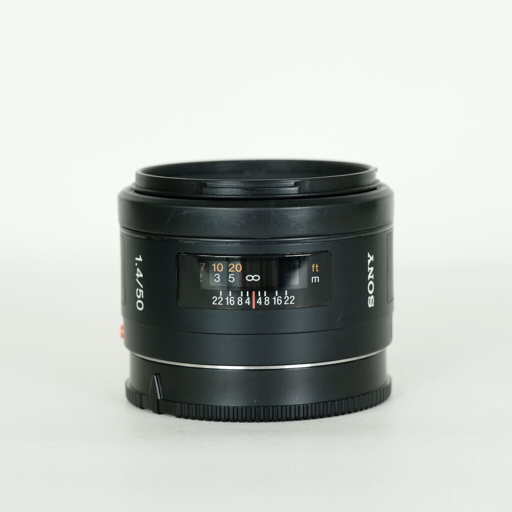 SONY 50mm F1.4 SAL50F14