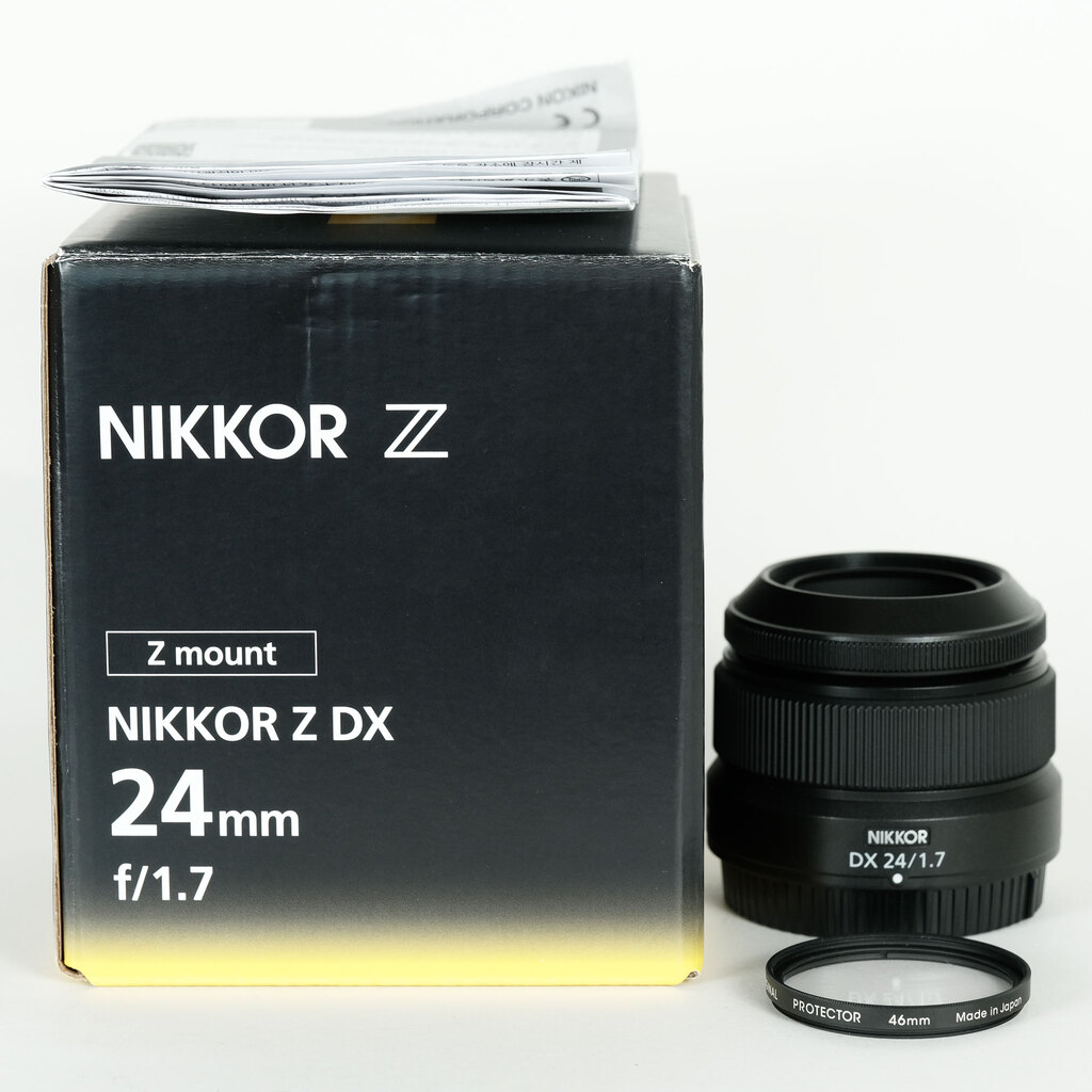 Nikon NIKKOR Z DX 24mm f/1.7 Nikon NIKKOR Z DX 24mm f/1.7