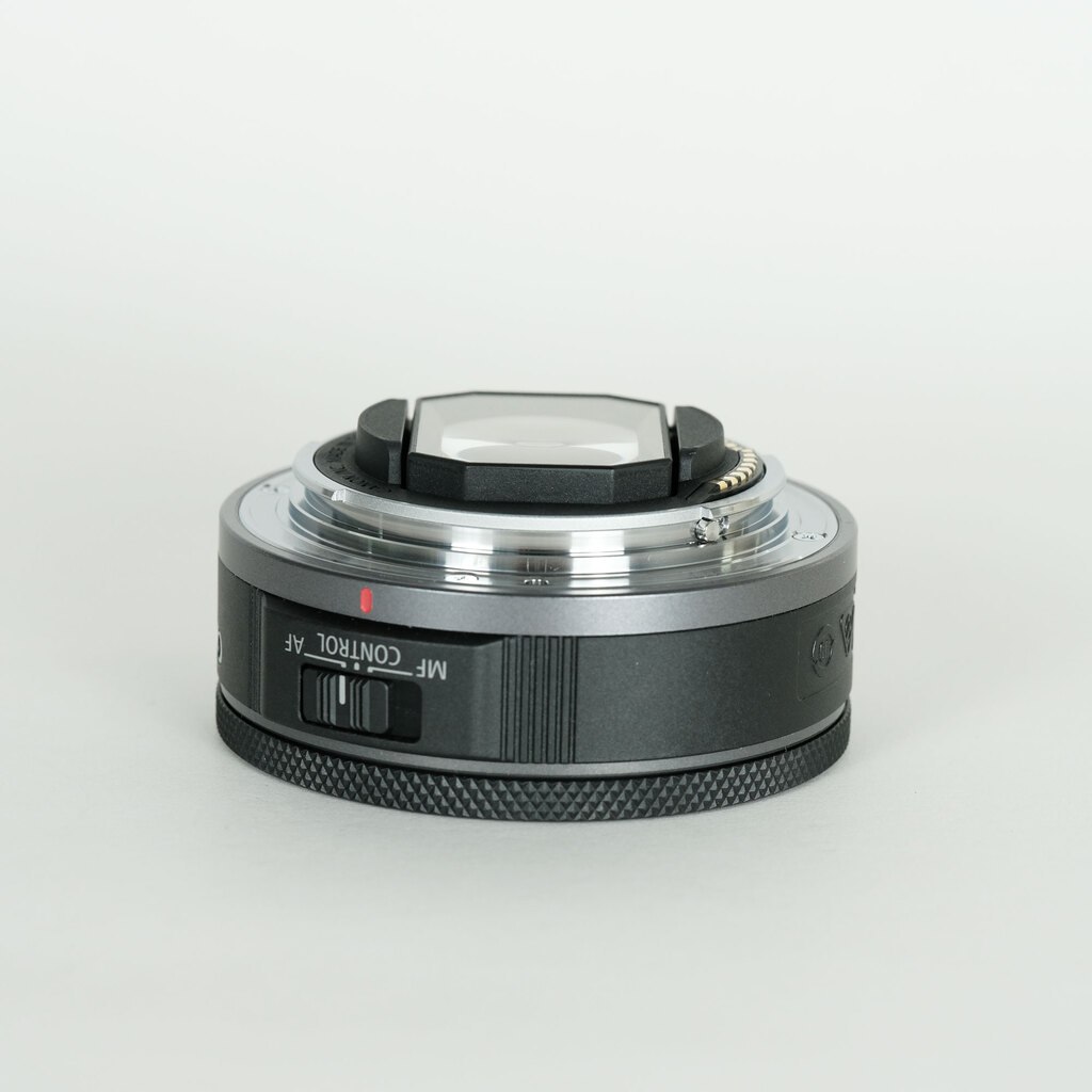 Canon RF28mm F2.8 STM Canon RF28mm F2.8 STM