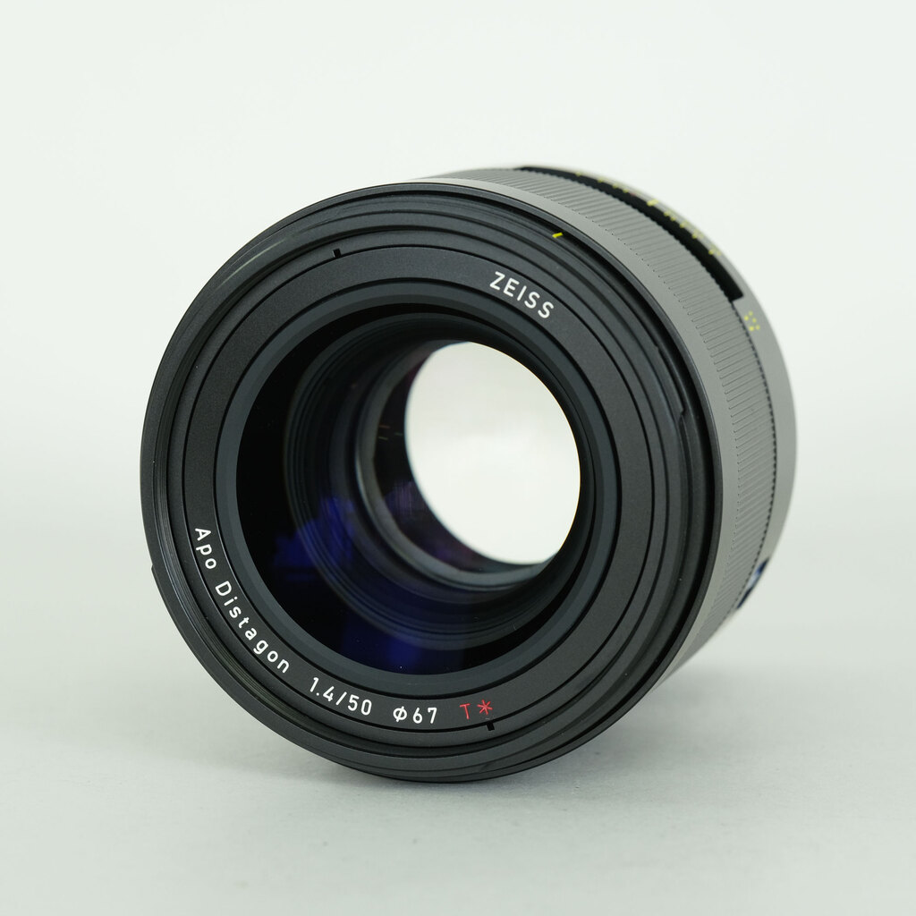 Carl Zeiss Otus ML 1.4/50 ソニーE