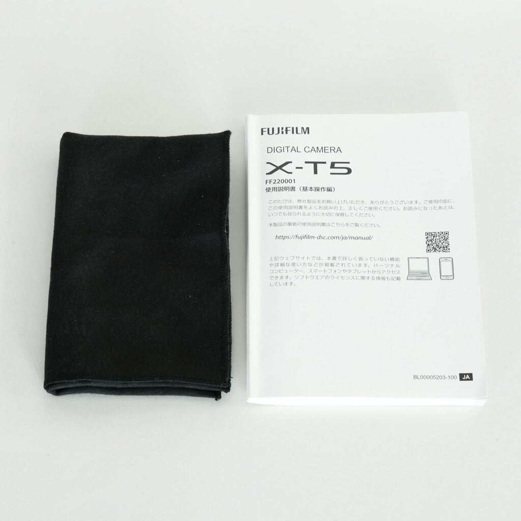 FUJIFILM X-T5 FUJIFILM X-T5