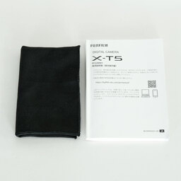 FUJIFILM X-T5 FUJIFILM X-T5