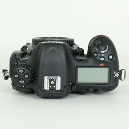 Nikon D500