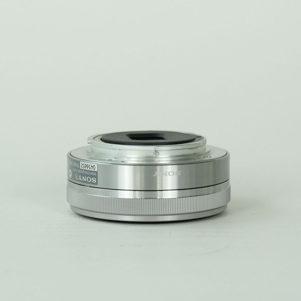 SONY E 16mm F2.8 SEL16F28の出品 | ONE SCENE（ワンシーン）